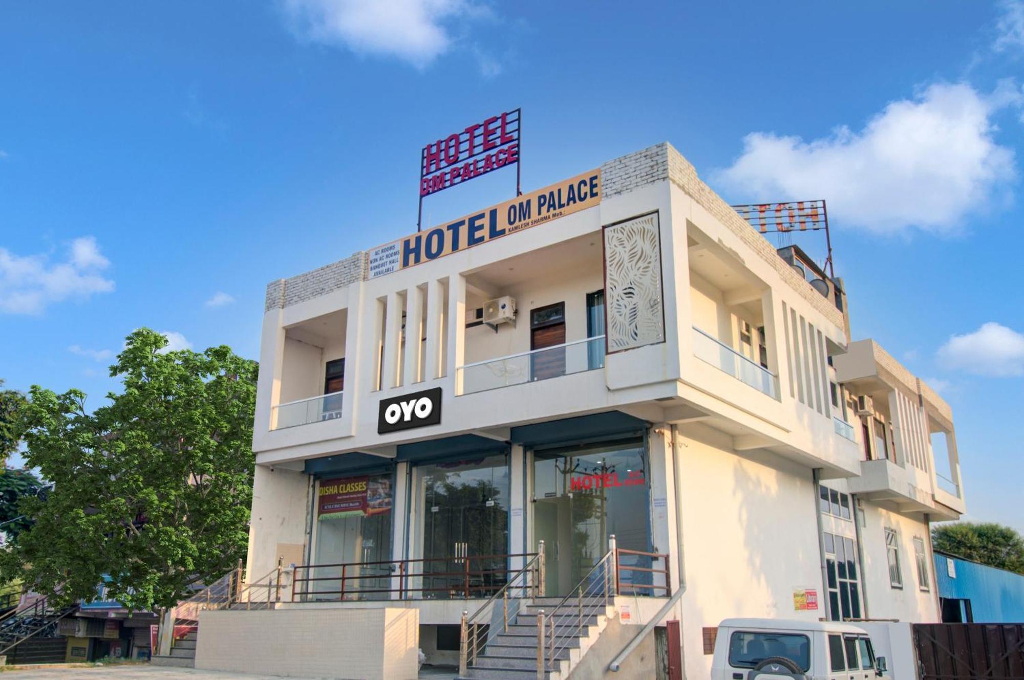 Hotel O Om Palace Dzsaipur Kültér fotó