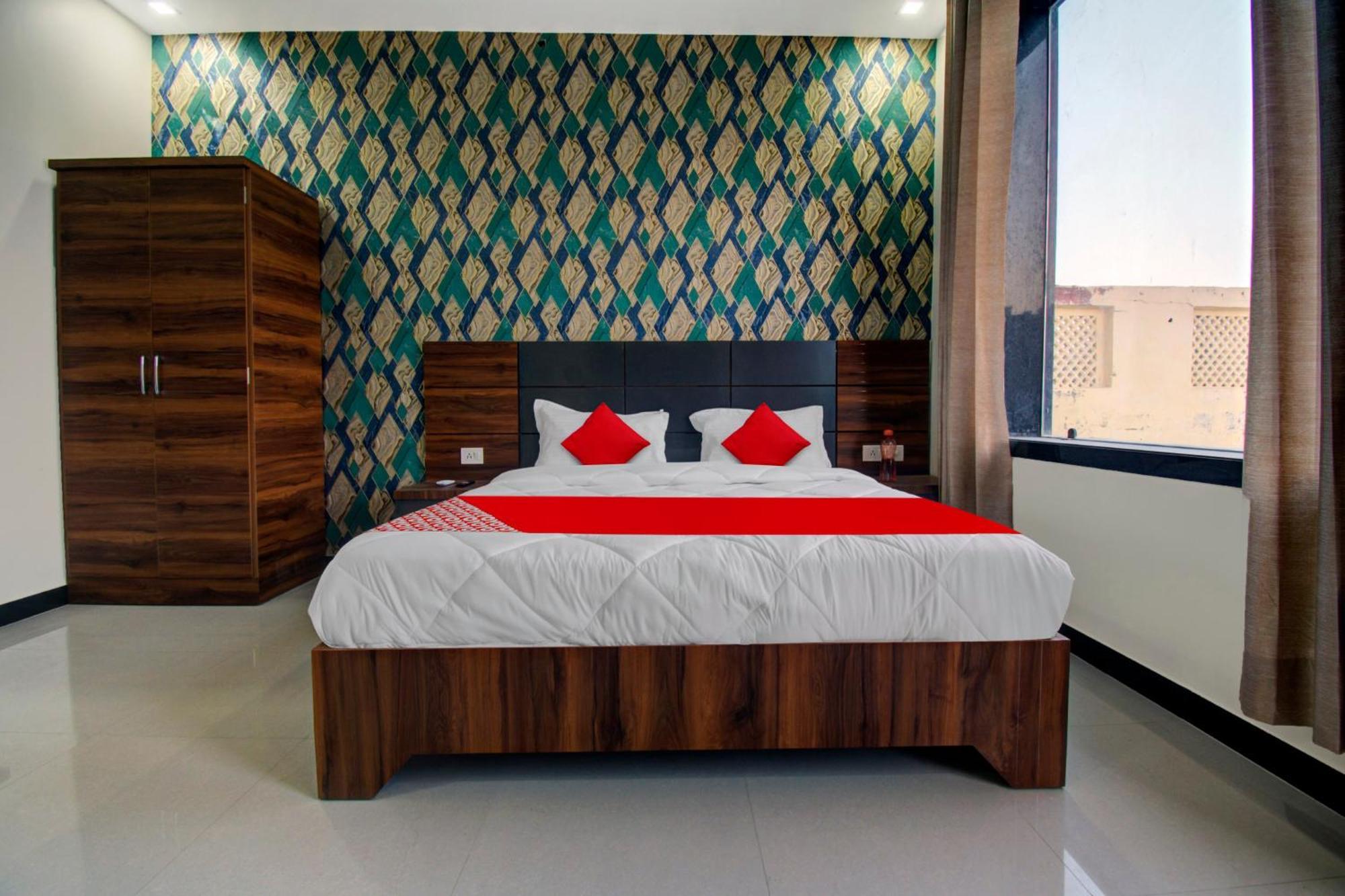 Hotel O Om Palace Dzsaipur Kültér fotó